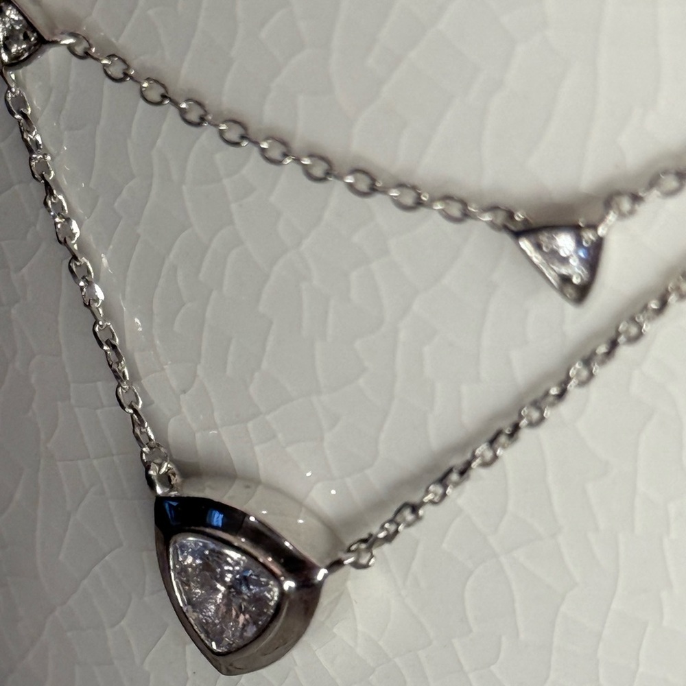 Kendra Scott Silver Layered Crystal Triangle Necklace NWT - Picture 8 of 15
